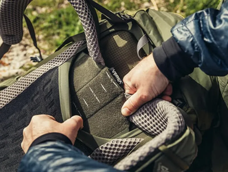 Gregory Stout EU 60 Litre Backpack in Phantom Blue-2